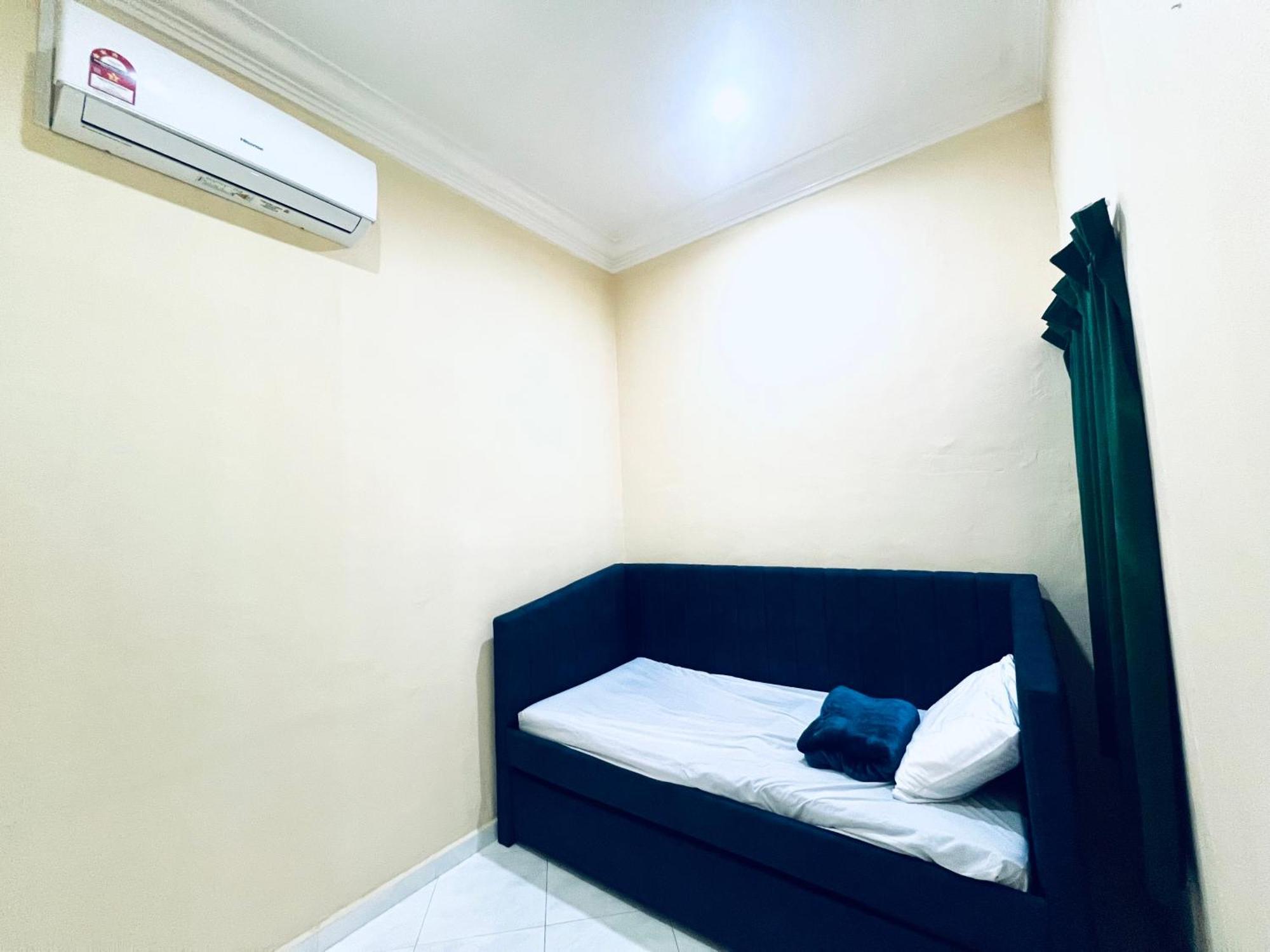 Singhome Holiday House Мерсинг Экстерьер фото